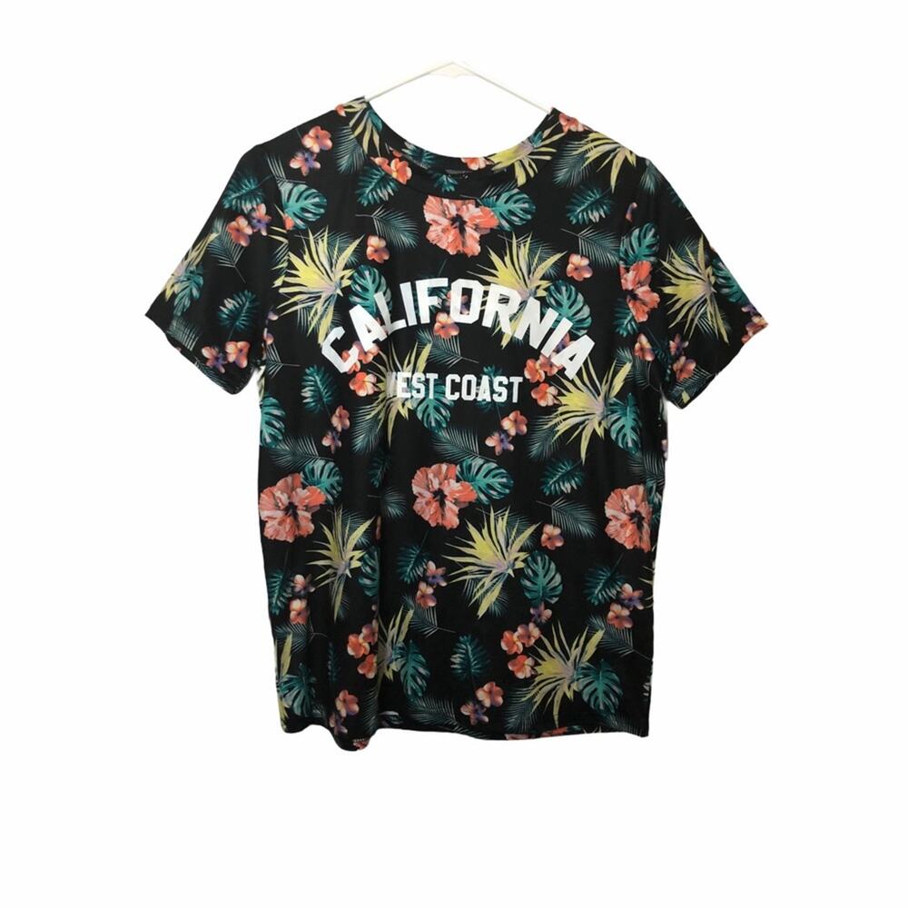 Justify Juniors Graphic Short Sleeve Size L
